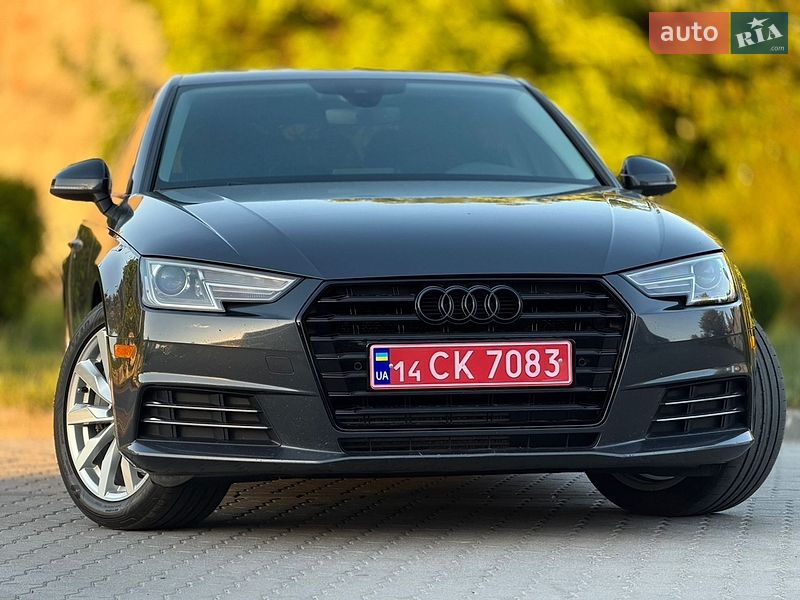 Седан Audi A4 2017 в Львове
