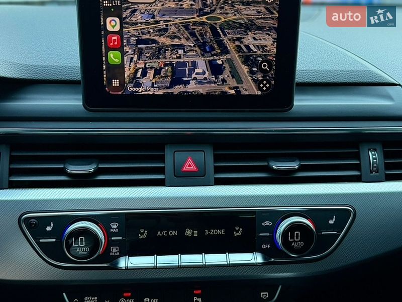 Седан Audi A4 2017 в Львове