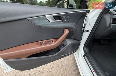 Седан Audi A4 2017 в Вишгороді