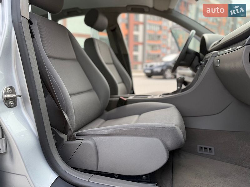 Седан Audi A4 2004 в Тернополі