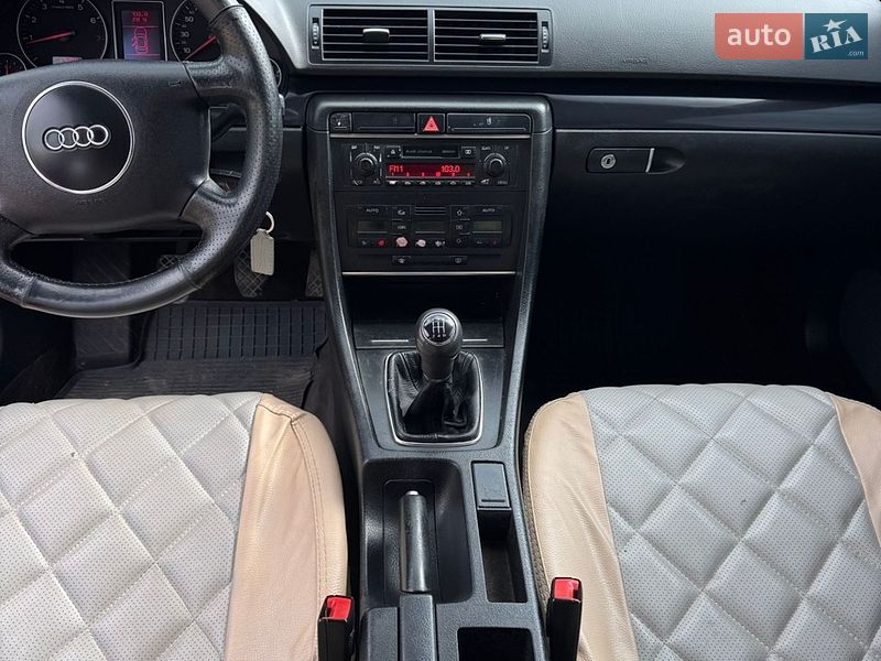 Седан Audi A4 2002 в Надвірній