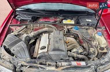 Седан Audi A4 2002 в Надвірній
