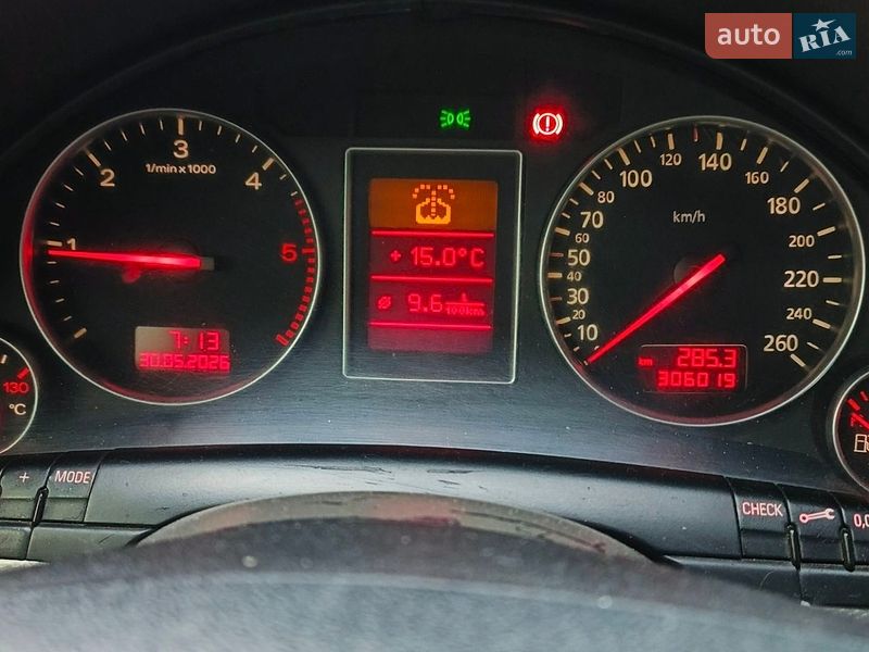 Седан Audi A4 2001 в Хмельницком