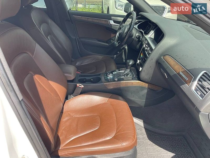 Седан Audi A4 2015 в Полтаве