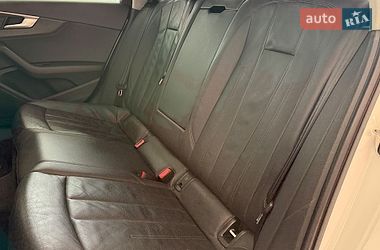 Седан Audi A4 2016 в Львове