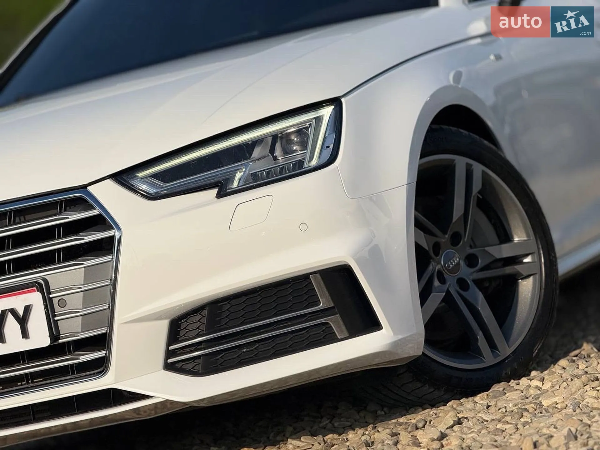 2015 Audi A4 - мініатюра 10