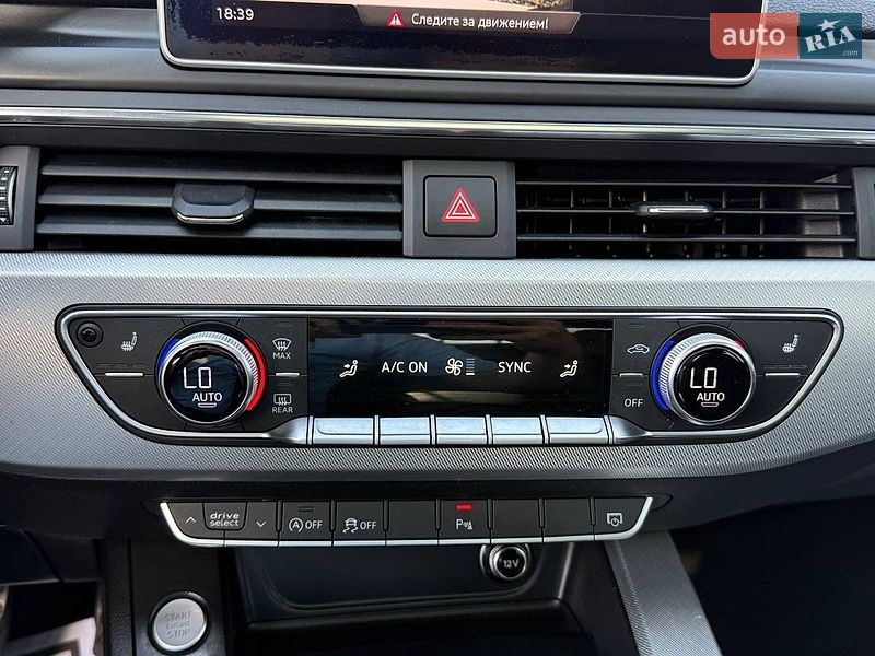 Седан Audi A4 2015 в Стрые