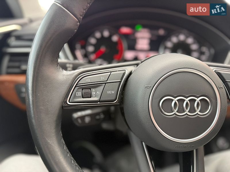 Седан Audi A4 2022 в Києві