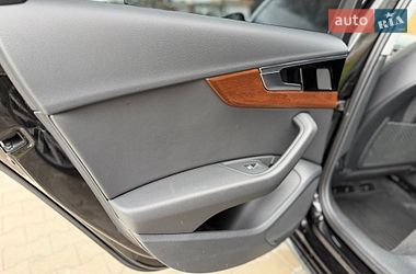 Седан Audi A4 2022 в Києві