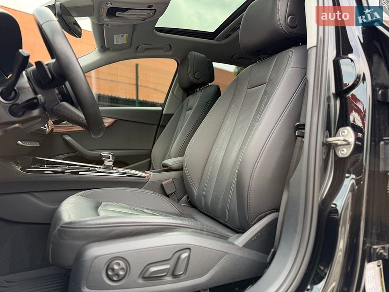 Седан Audi A4 2022 в Києві