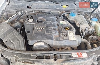 Седан Audi A4 2003 в Вознесенську