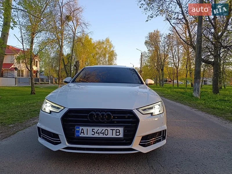 Audi A4 2017 VIN WAUENAF49JA033725 фото оголошення 10 з 65