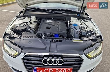 Седан Audi A4 2014 в Виннице