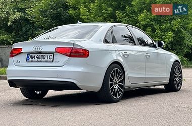 Седан Audi A4 2014 в Житомирі