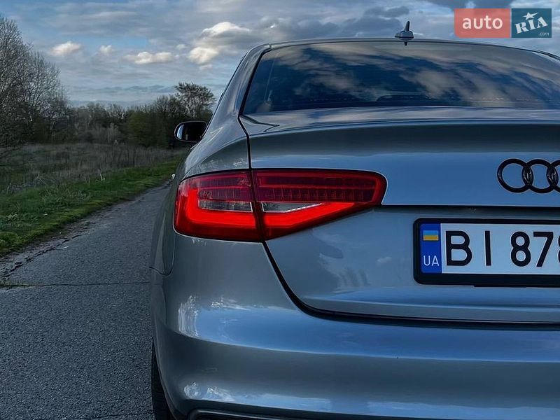Седан Audi A4 2015 в Шишаки
