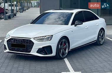 Седан Audi A4 2023 в Виноградове