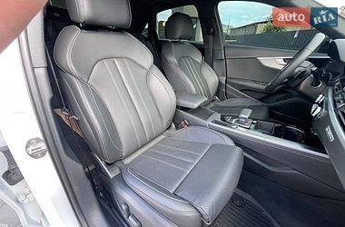Седан Audi A4 2023 в Виноградове