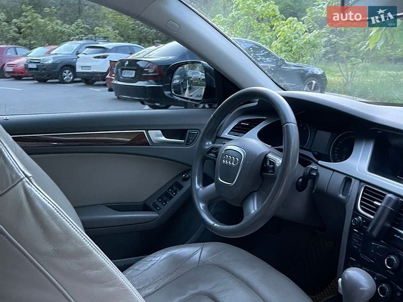 Седан Audi A4 2009 в Києві