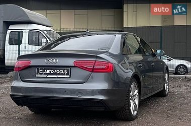 Седан Audi A4 2015 в Києві