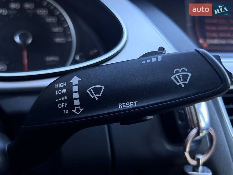 Седан Audi A4 2015 в Києві
