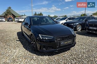 Седан Audi A4 2017 в Ивано-Франковске