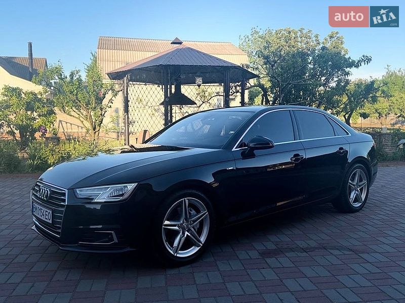 Седан Audi A4 2017 в Киеве