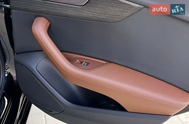 Седан Audi A4 2019 в Львові