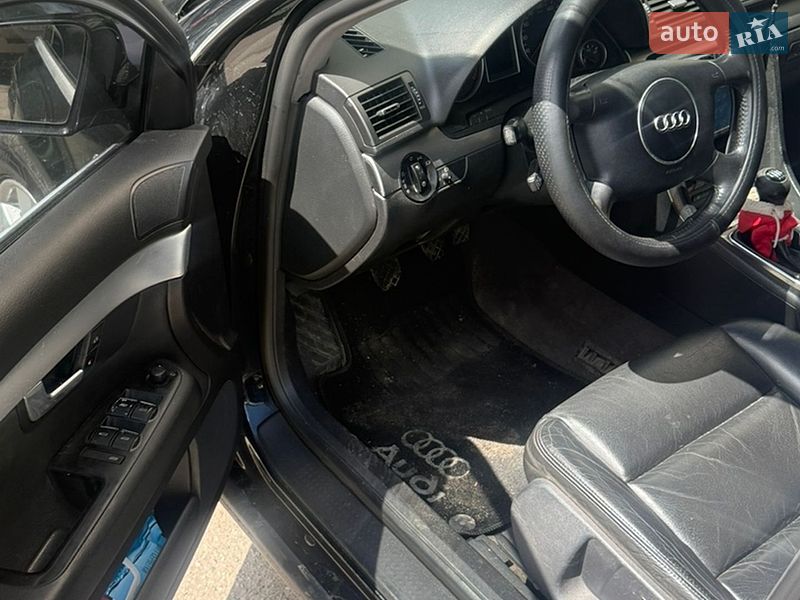 Универсал Audi A4 2001 в Полтаве