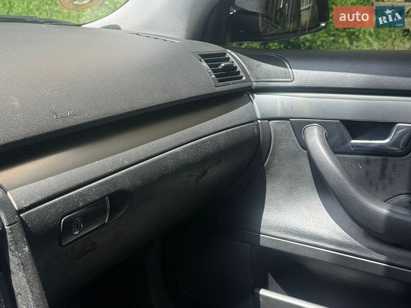 Универсал Audi A4 2001 в Полтаве