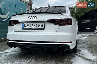Седан Audi A4 2017 в Івано-Франківську