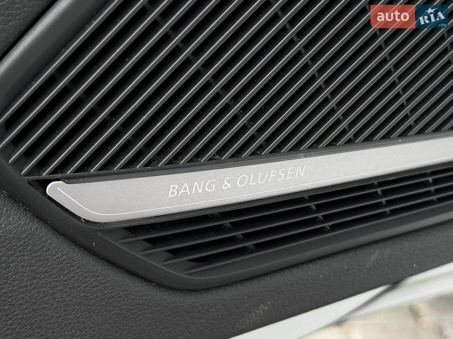 2016 Audi A4 - мініатюра 33