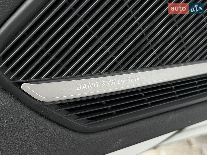 Седан Audi A4 2016 в Дніпрі