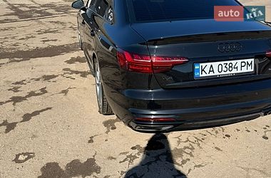 Седан Audi A4 2022 в Виннице