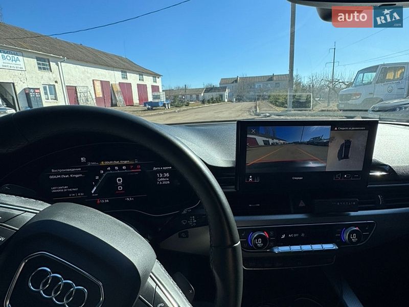 Седан Audi A4 2022 в Виннице