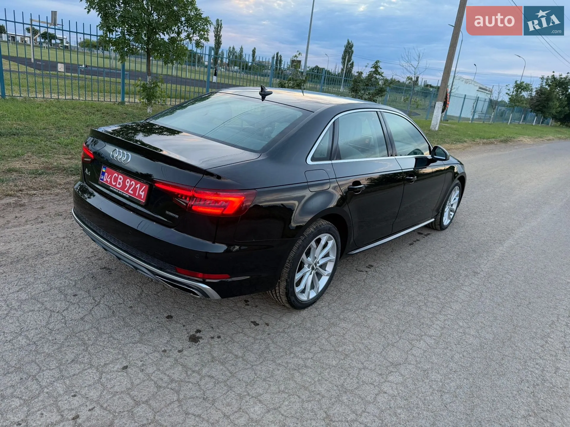 2019 Audi A4 - мініатюра 2