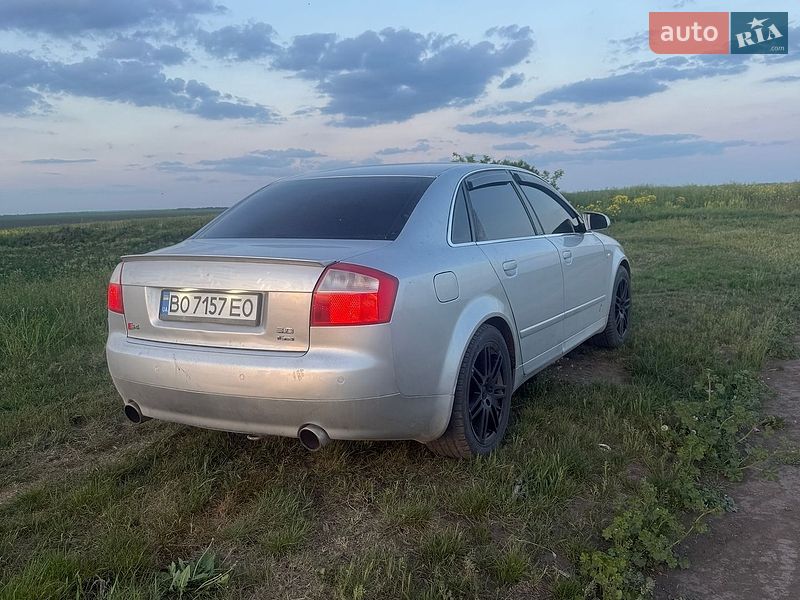 Седан Audi A4 2001 в Бучаче