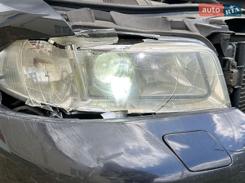 Седан Audi A4 1999 в Чернігові