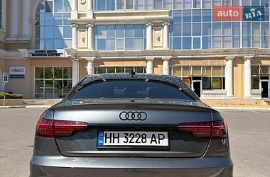 Седан Audi A4 2023 в Одессе