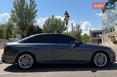 Седан Audi A4 2023 в Одессе
