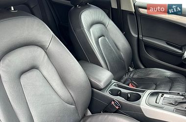 Седан Audi A4 2013 в Львові