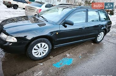 Універсал Audi A4 1997 в Свессе