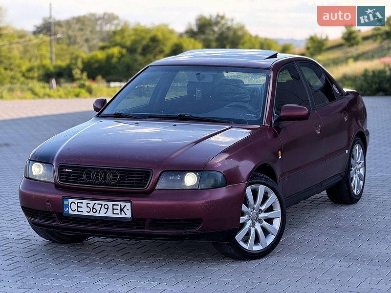 Седан Audi A4 1998 в Черновцах