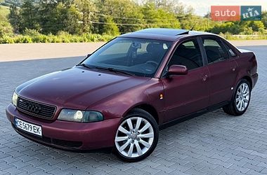 Седан Audi A4 1998 в Черновцах