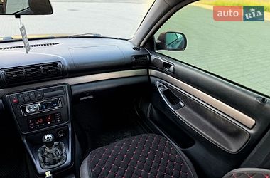 Седан Audi A4 1998 в Черновцах
