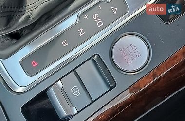 Седан Audi A4 2015 в Харкові