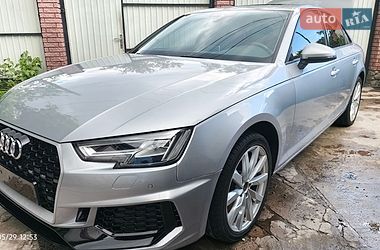 Седан Audi A4 2017 в Черкасах