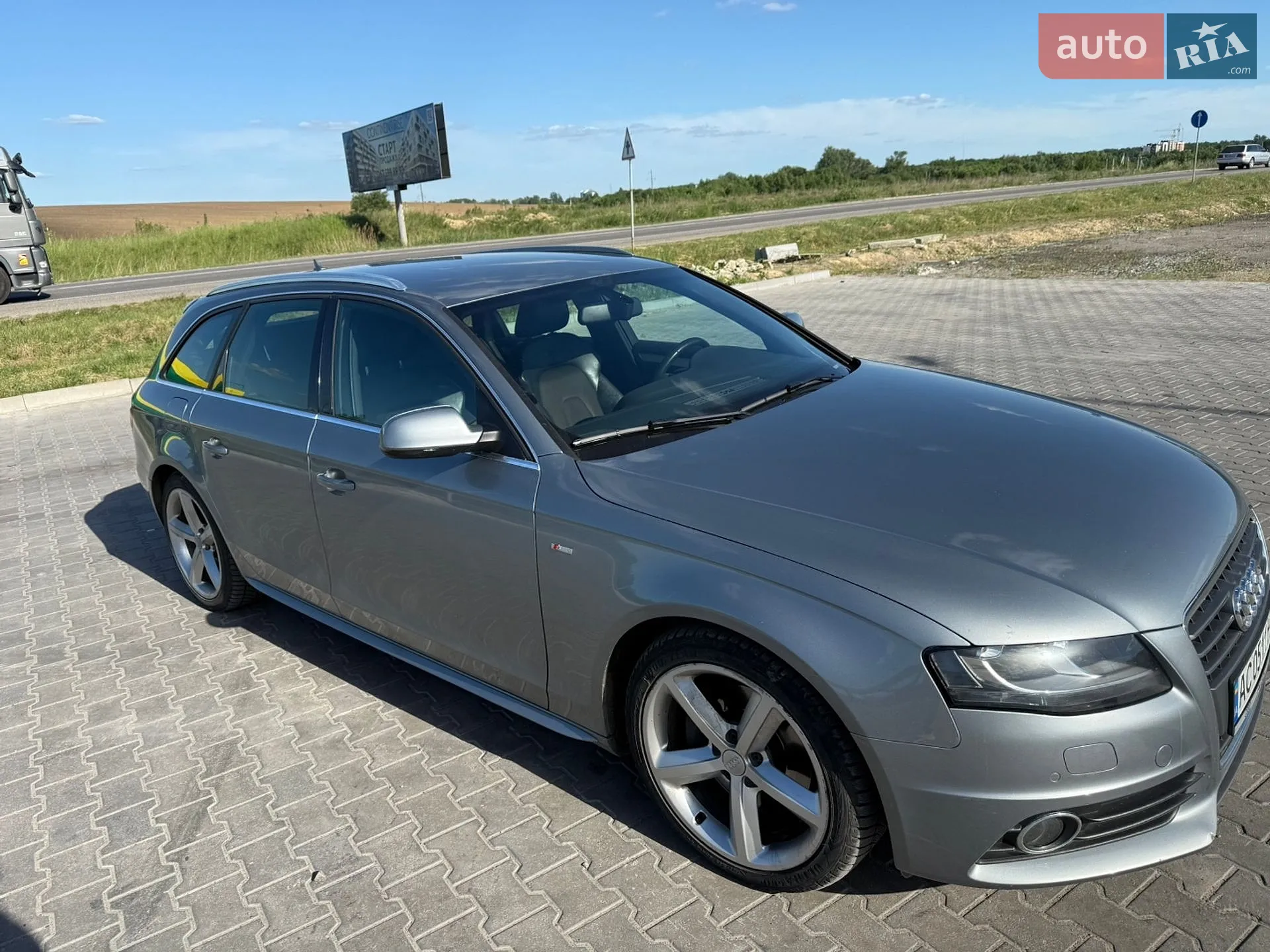 2010 Audi A4 - мініатюра 4