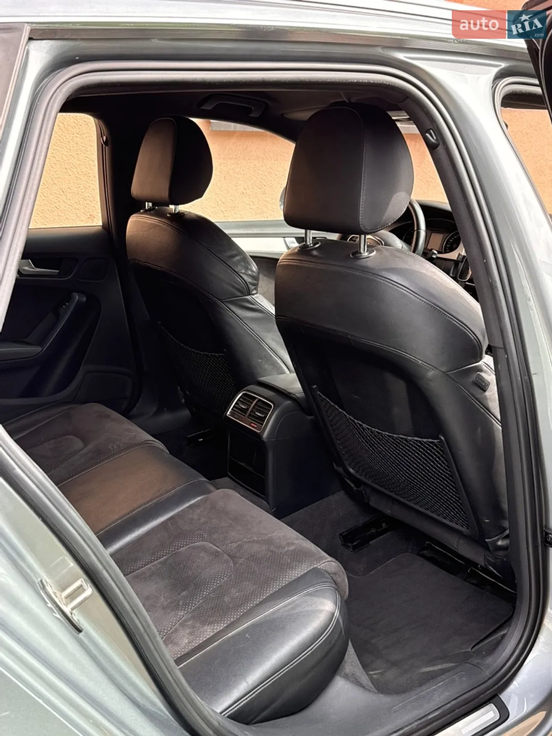 2010 Audi A4 - мініатюра 18