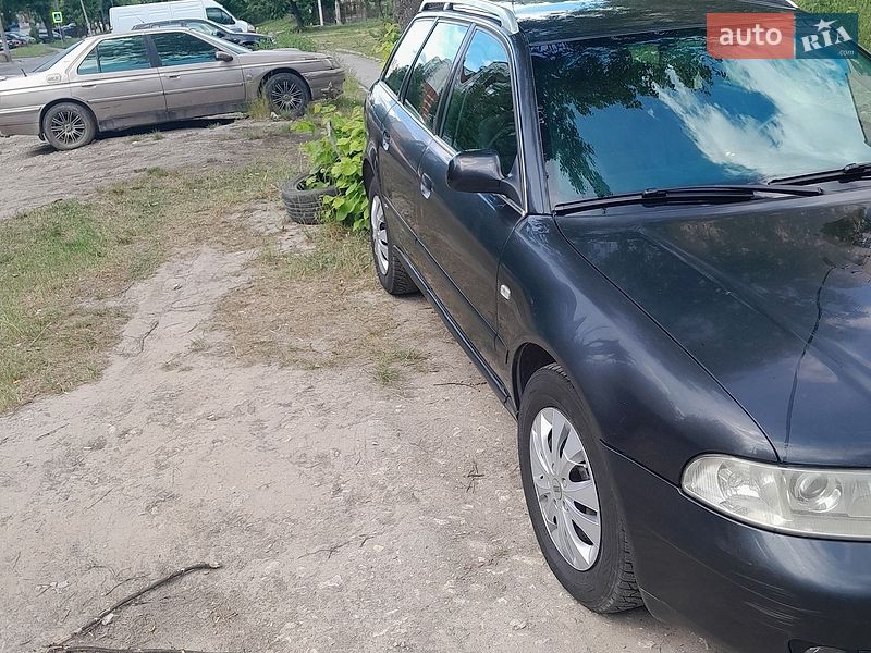 Універсал Audi A4 2001 в Тернополі