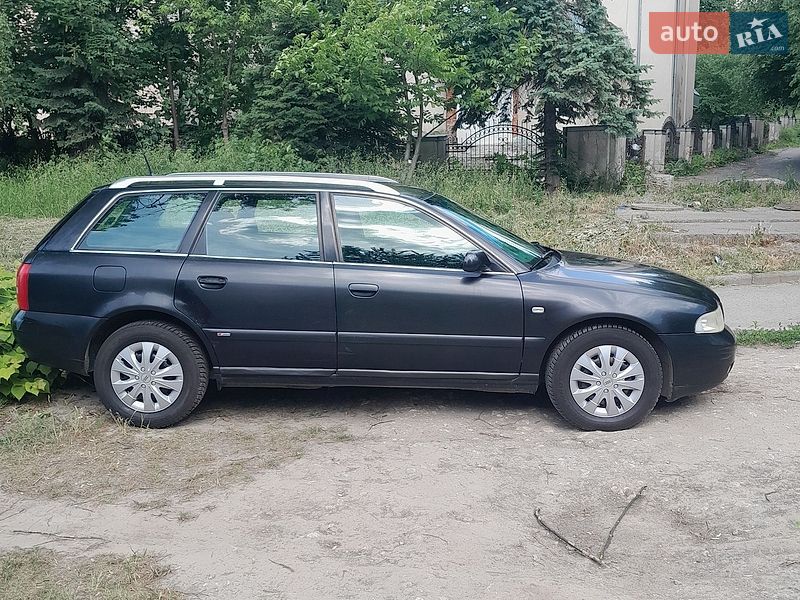 Універсал Audi A4 2001 в Тернополі